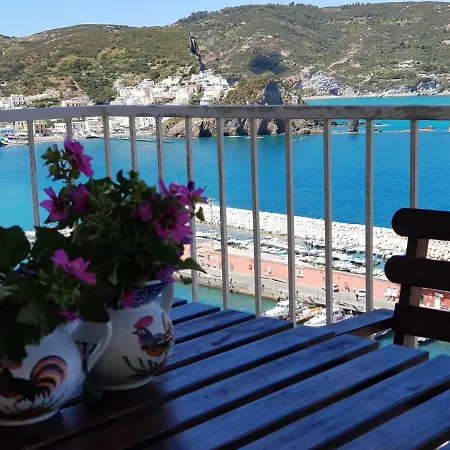 Blunerone * Ponza